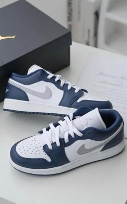 Nike Air Jordan Lacivert Nike Air Jordan Lacivert